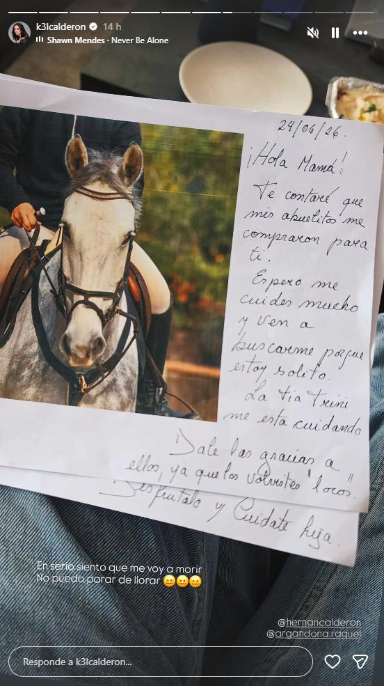 Kel Calderón se emociona con regalo de sus padres | Instagram