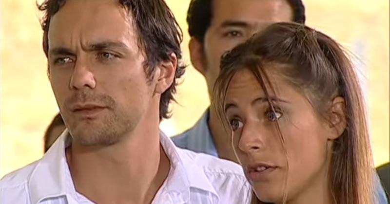 Marcela del Valle y César Sepúlveda fueron pareja televisiva en Gatas y Tuercas (2005)