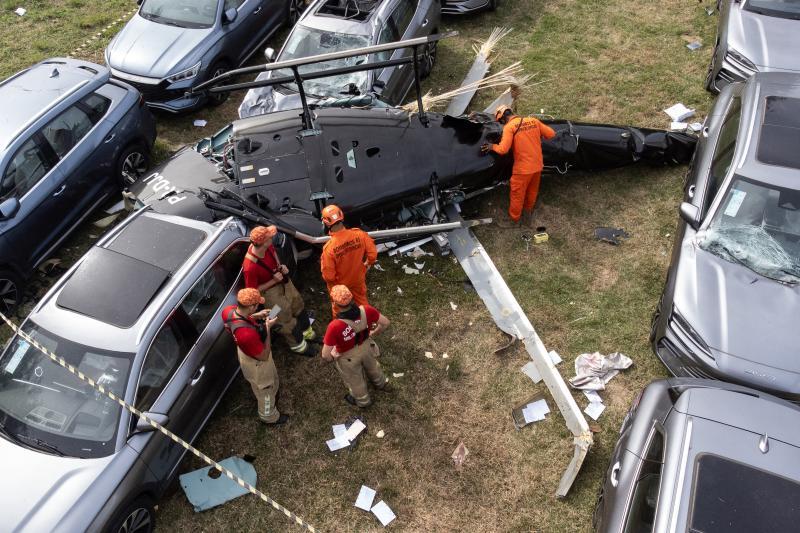 Afp - Dos aeronaves colisionaron en pleno vuelo