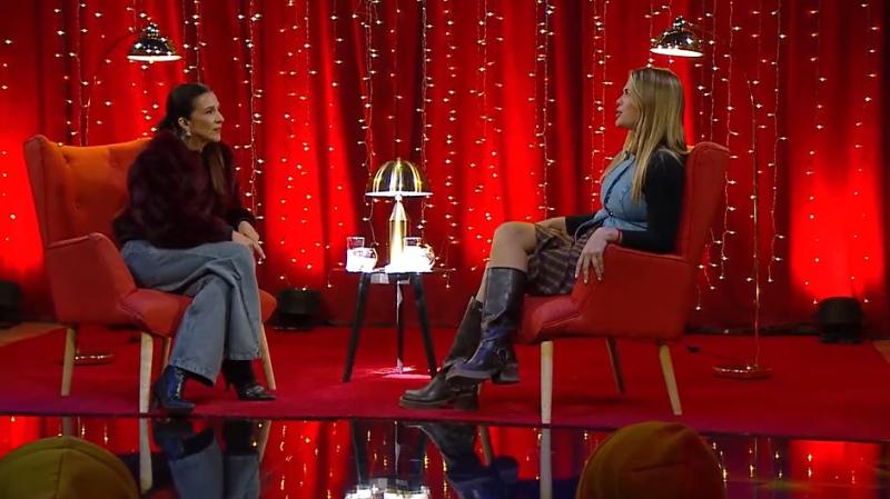 Laura Prieto fue entrevistada por Karla Constant