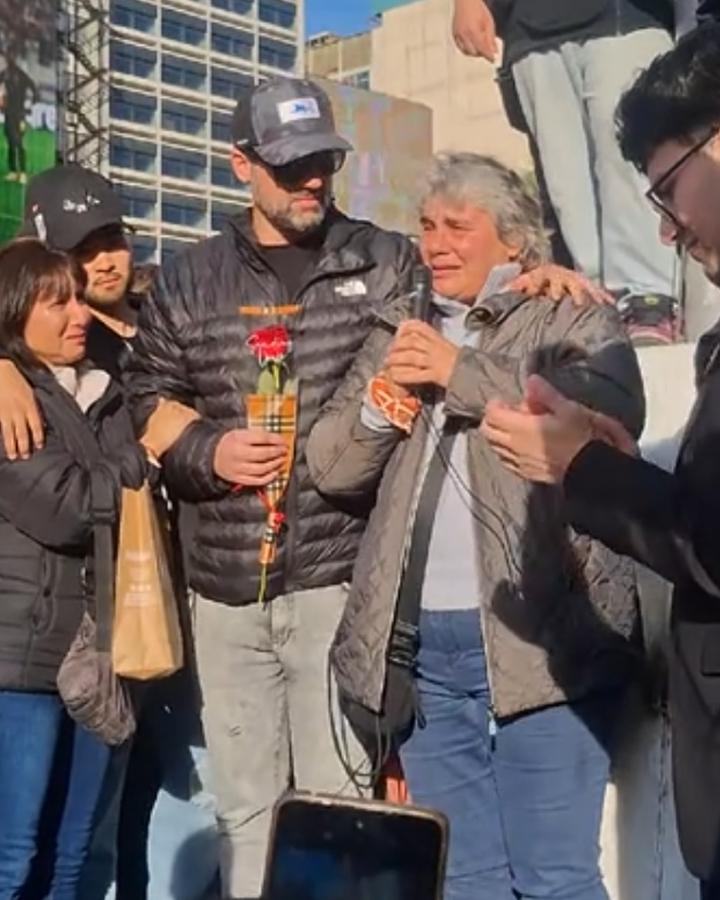 Mamá Gaspi en masivo homenaje en Buenos Aires por su hijo | Captura