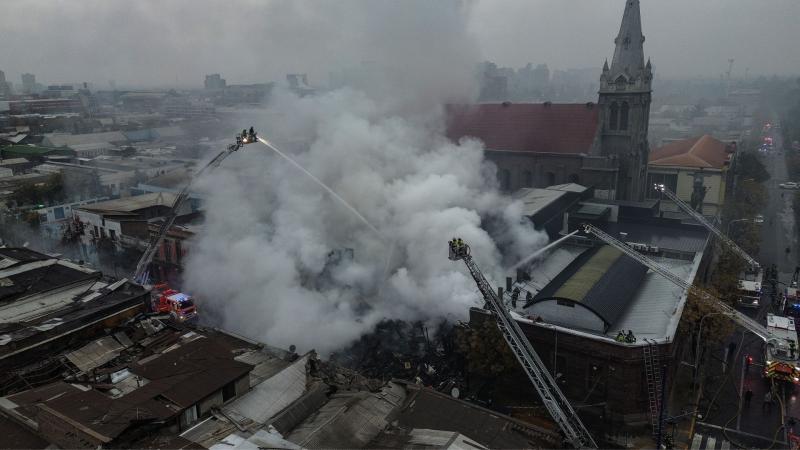Equipo de Tu Día ayuda a afectada por gigantesco incendio en Santiago