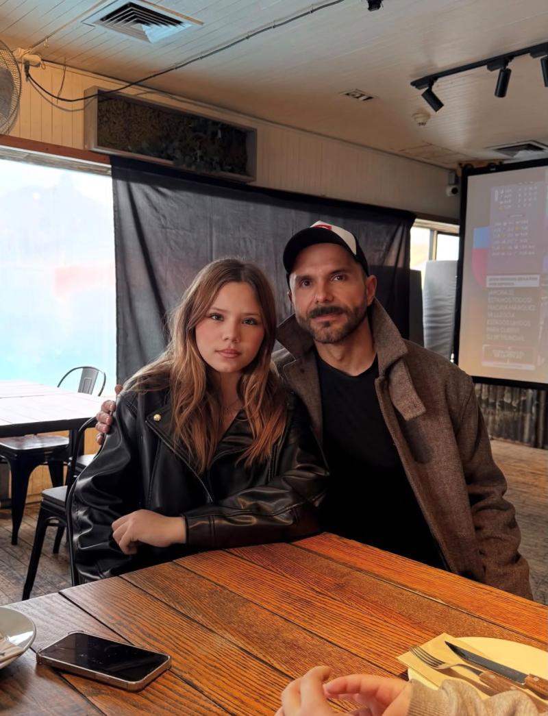 Álvaro Ballero junto a su hija Vika - Instagram