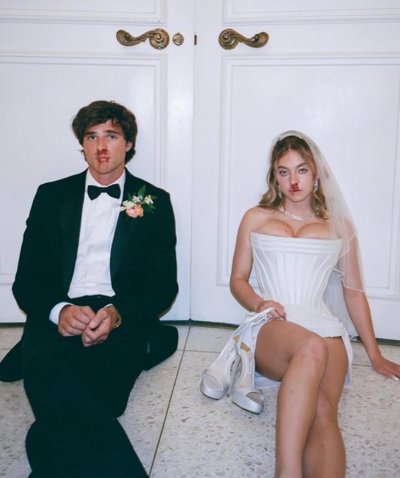 Instagram @sydney_sweeney - Sydney Sweeney