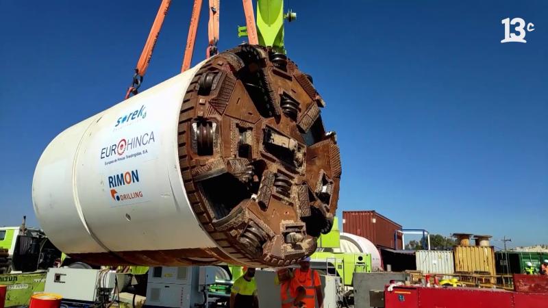 Construcción de túnel por empresa Eurohinca. 13C.