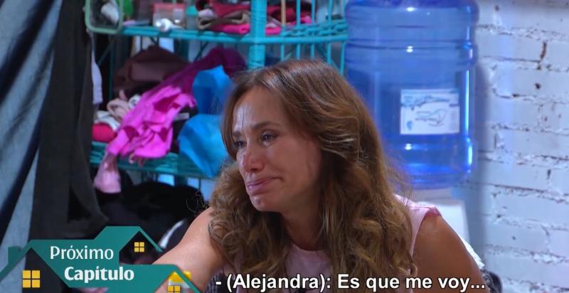Alejandra Fosalba anunacia su retiro de "Vecinos al límite"/ Canal 13