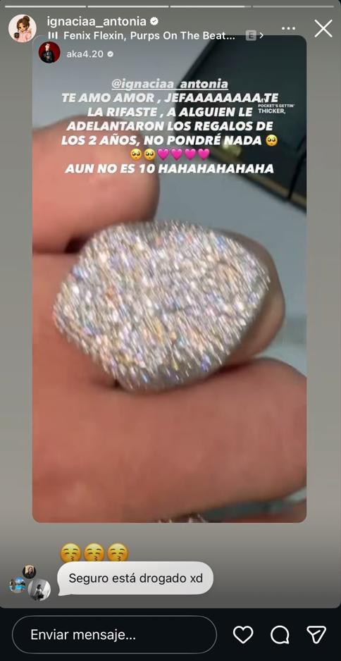 Aka4.20 muestra regalo que le entregó Ignacia Antonia | Instagram