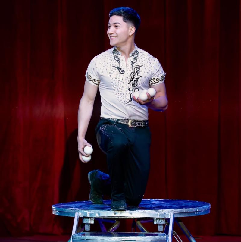 Instagram - Circo Tony Caluga