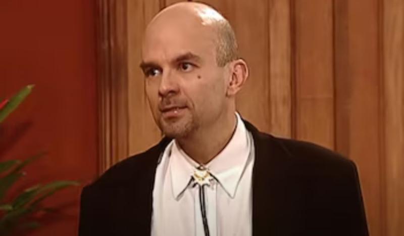 Andrés Martínez durante su participación en Pasión de Gavilanes | Captura