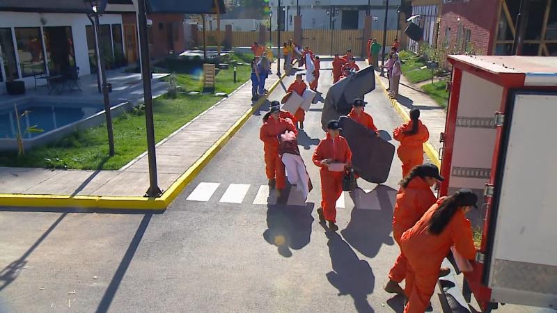 El embargo en "Vecinos al límite" / Canal 13