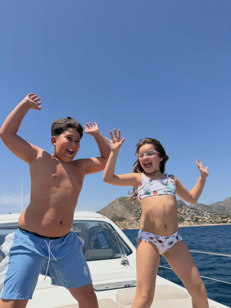 Foto familiar de Gala Caldirola incluye a Luis Jiménez y su hijo | Instagram