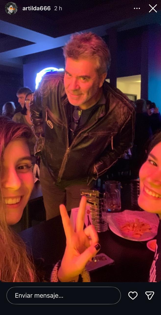 Pollo Valdivia junto a su hija (izquierda) - Instagram