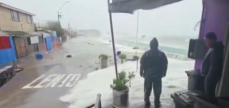 C13 - El avance del mar obligó a evacuar vecinos y dejó importantes daños en Penco