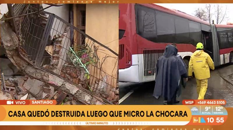 Cerro Navia: bus RED impacta casa de dos adultos mayores.
