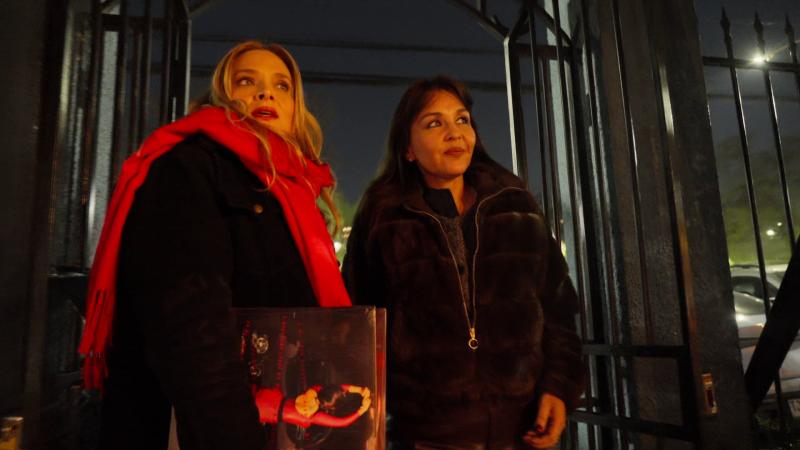 Nicole y Denisse Malebrán / 13C