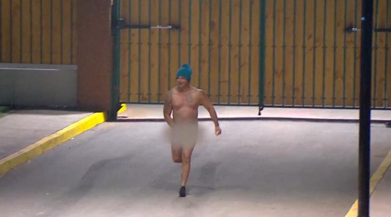 Princeso corrió desnudo por el barrio / Canal 13