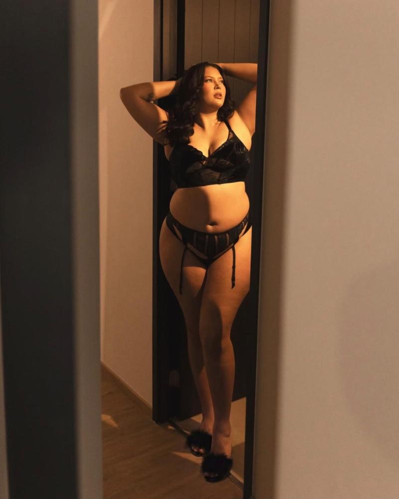 Michelle Carvalho - Instagram
