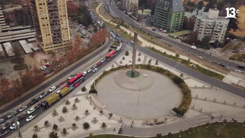 Monumento al General René Schneider. / 13C