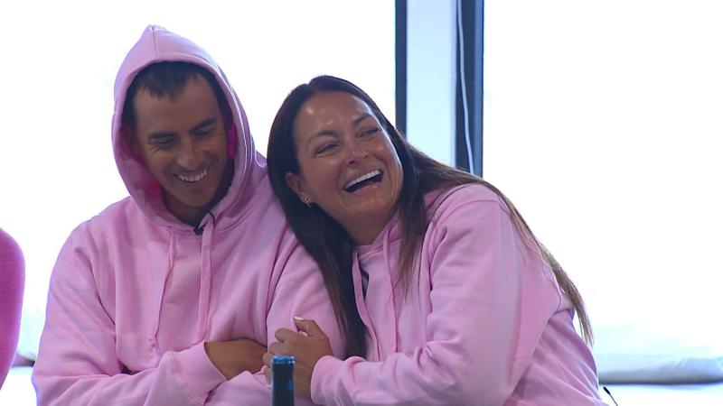 Paula Pavic y Camilo Huerta en Vecinos al límite