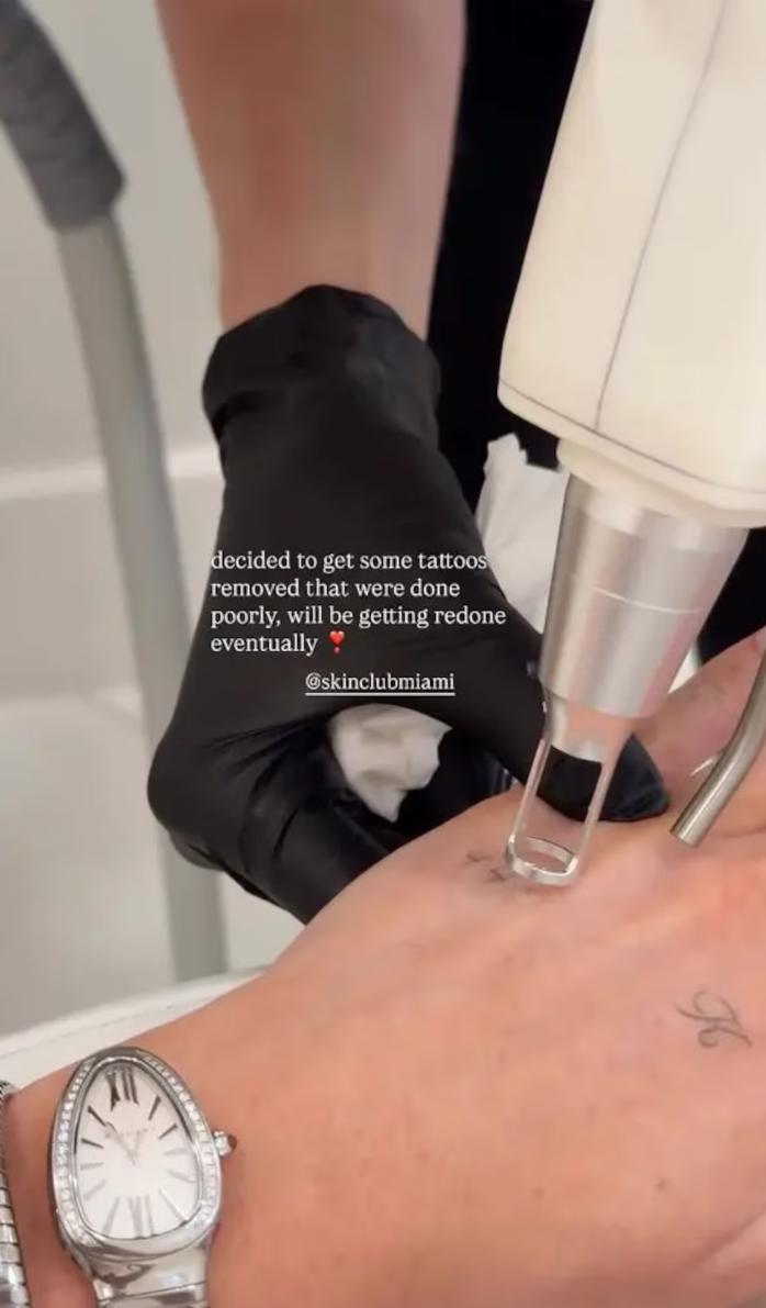 Kate Cassidy se borró algunos de los tatuajes que dedicó a Liam Payne | TikTok