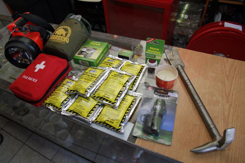 Kit de emergencia - Agencia Uno.