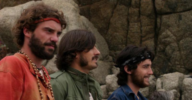 En Hippie, el documental presentaron a los personajes de la teleserie (2004)