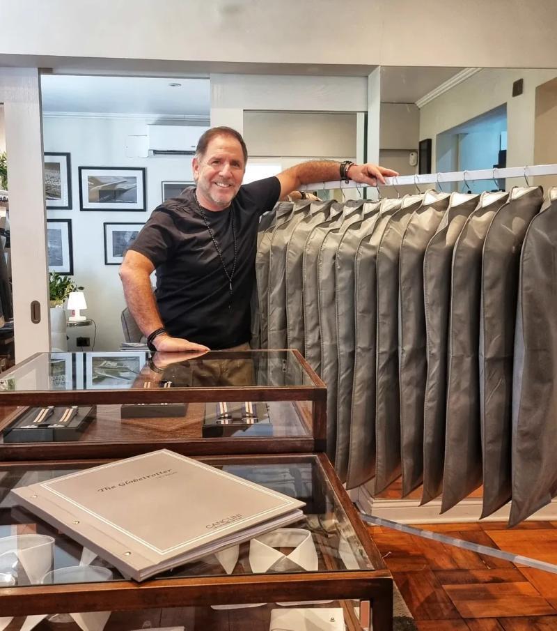 Sergio Arias, diseñador de vestuario. Créditos: Instagram