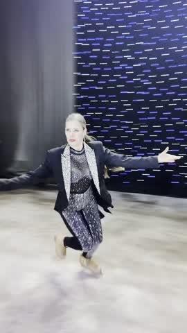 Ludmila patinando | TikTok