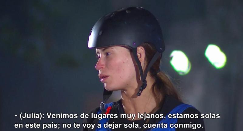Julia le hace una promesa a Vanessa / Canal 13