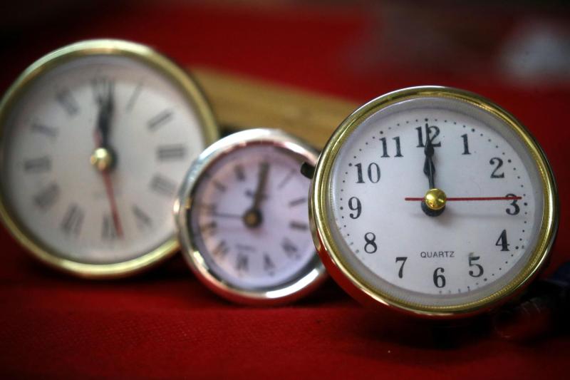 Cambio de hora en Chile - Aton.