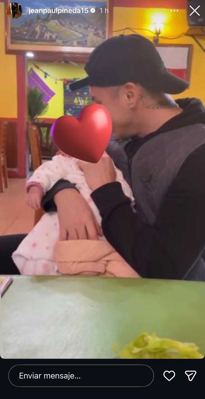Jean Paul Pineda y su hija con Valentina Castro - Instagram