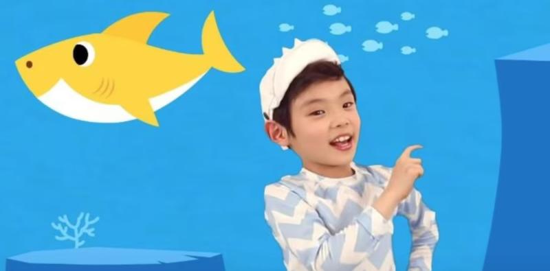 Park Geon-roung cuando pequeño en video Baby Shark | Captura