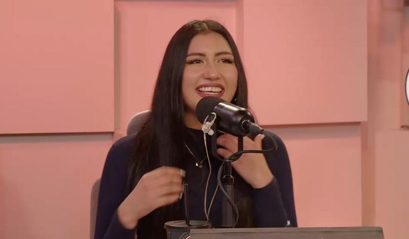 Érika en el react de "Vecinos al límite"