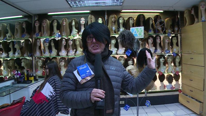 Marcelo Comparini prueba pelucas de tienda Avatte / 13C