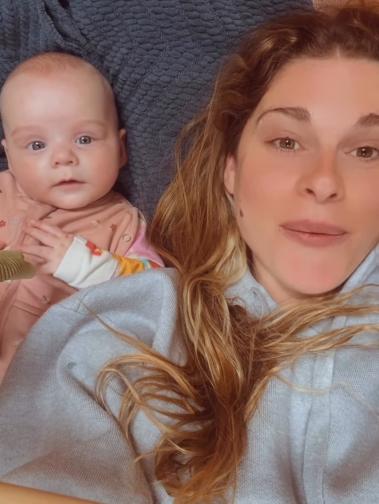 Tanza Varela y su hija recientemente - @consttantina