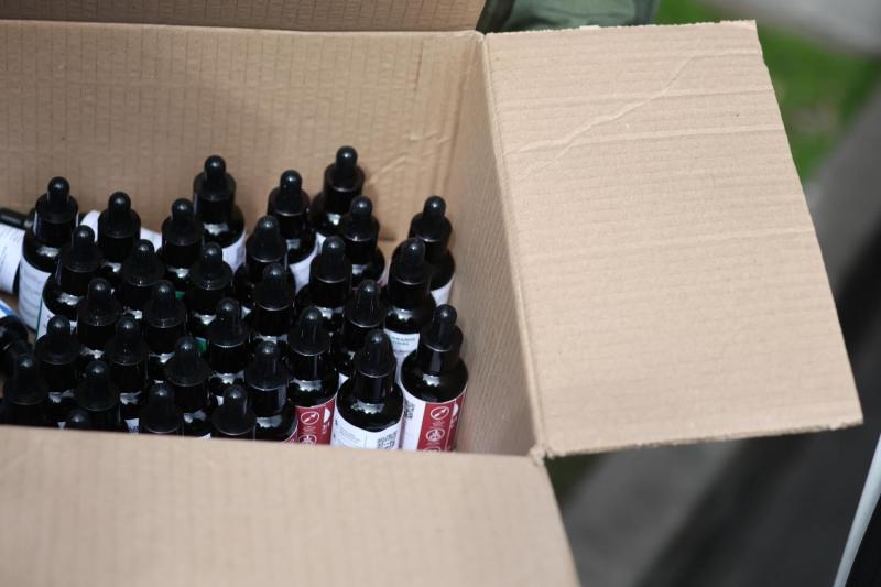 Operativo a franquicia de "Dispensario Nacional" vinculado con Camilo Huerta - Aton.