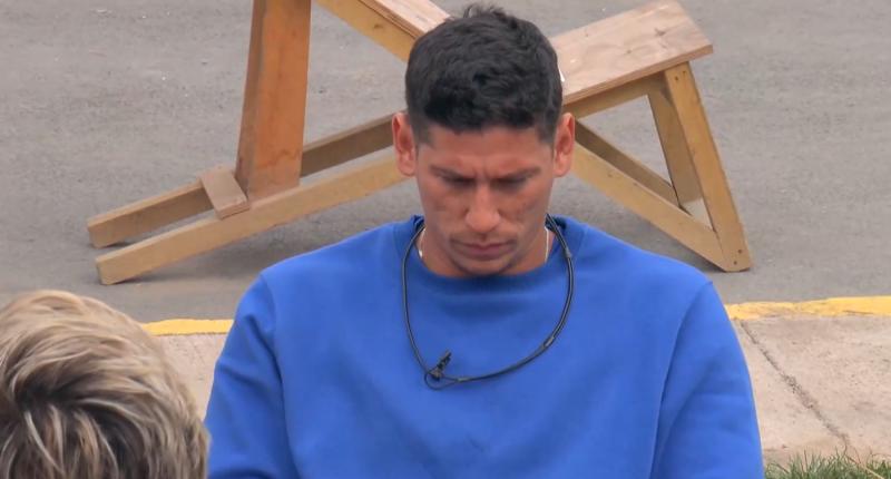 Matías Ramos no quiso que nombraran más a su pareja en el reality / Canal 13