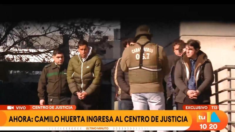 Camilo Huerta ingresando al Centro de Justicia