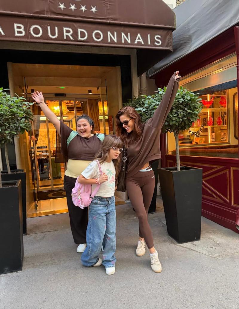 Gala Caldirola junto a su hija Luz Elif y su nanny | Instagram