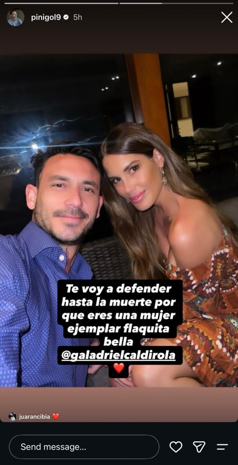 La reacción de Pinilla, exesposo de Gissella y expareja de Gala | Crédito: Instagram Mauricio Pinilla Después de la infidelidad: Así habría sido la pedida de matrimonio de Luis Jiménez a Gala en París Lee También Después de la infidelidad: Así habría sido la pedida de matrimonio de Luis Jiménez a Gala en París Pero posteriormente volvió a referirse a ella mediante sus historias de Instagram. Junto a una fotografía en la que aparece sonriente junto a Caldirola, Pinilla escribió: “Te voy a defender hasta la muerte porque eres una mujer ejemplar, flaquita bella”. La indirecta de Suro Solar y su mensaje La controversia sumó además a otro cercano a Gala Caldirola: Suro Solar, manager y amigo de la española. Durante la madrugada, Solar publicó un extenso y enigmático mensaje en redes sociales, donde aseguró haber guardado durante años información que ahora estaría dispuesto a revelar. En el texto, el representante cuestionó a personas que, según afirmó, habrían tenido una actitud diferente hacia Gala en privado respecto de lo que muestran públicamente. “Hoy quiero decir muchas cosas, me he guardado por años cosas que es políticamente correcto guardar”, comenzó señalando. Historia de Suro Solar tras declaraciones de Gissella Gallardo | Crédito: Instagram Suro Solar Historia de Suro Solar tras declaraciones de Gissella Gallardo | Crédito: Instagram Suro Solar Luis Jiménez aclara opción de volver con Coté López tras infidelidad a Gala Lee También Luis Jiménez aclara opción de volver con Coté López tras infidelidad a Gala Posteriormente, aseguró que estaría dispuesto a entregar información y pruebas sobre personas vinculadas a la polémica. El mensaje también incluyó referencias a la televisión, a productores y a personas que, según Solar, habrían hablado negativamente de Gala en privado para luego manifestarle públicamente su apoyo. “Creo que es momento para salir con info”, sostuvo, agregando que incluso habría recibido presión para transformar la situación en un “juego televisivo”. Otra historia publicada por Suro | Crédito: Instagram Suro Solar Otra historia publicada por Suro | Crédito: Instagram Suro Solar Aunque Solar no identificó de manera explícita a todas las personas a las que se refería, sus palabras fueron interpretadas en redes sociales como una posible respuesta al escenario generado por las publicaciones de Gissella Gallardo y la polémica que involucra a Gala Caldirola, Luis Jiménez y Coté López. Preguntas Frecuentes sobre la polémica entre Gissella Gallardo, Gala Caldirola, Luis Jiménez y Coté López ¿Qué dijo Gissella Gallardo sobre la polémica? Gissella Gallardo aseguró que contará “toda su verdad”, afirmó tener pruebas y posteriormente comparó a Mauricio Pinilla con Luis Jiménez, mencionando además a Coté López. ¿Por qué Gissella Gallardo mencionó a Coté López? Gallardo recordó el episodio ocurrido en 2007 entre Mauricio Pinilla y Coté López, quien en ese entonces era pareja de Luis Jiménez, y aseguró que ella no fue tan “valiente” como López. ¿Qué dijo Mauricio Pinilla sobre Gala Caldirola? Mauricio Pinilla defendió públicamente a Gala Caldirola y la calificó como una “mujer ejemplar”. También aseguró que la defendería “hasta la muerte”. Temas relacionados Redes Sociales Gala Caldirola Gissella Gallardo Coté López Luis Jiménez Mauricio Pinilla