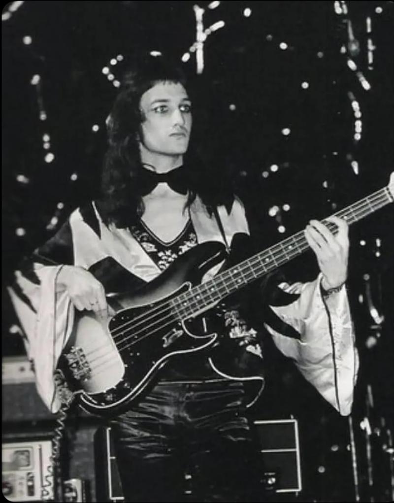 Instagram - Muere Barry Mitchell, el bajista que tocó con Queen antes de John Deacon