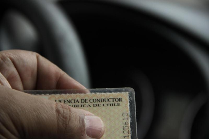 Nuevo requisito para renovar la licencia de conducir - Agencia Aton.