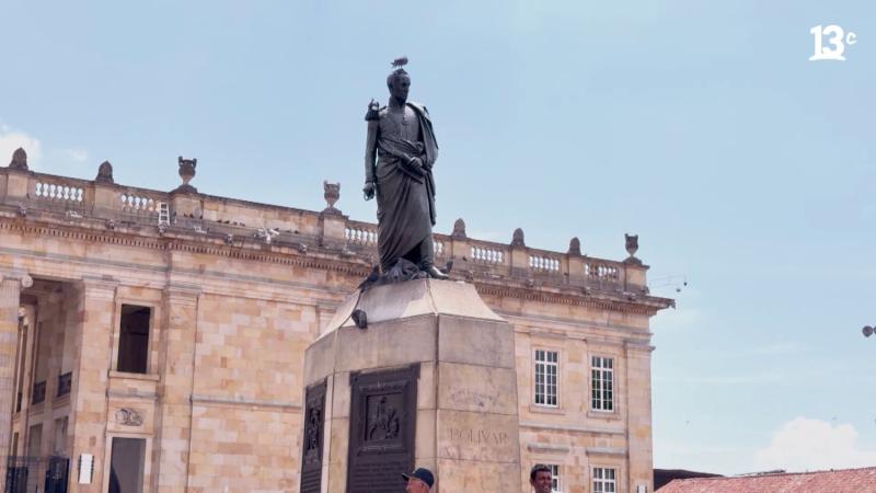 Monumento a Simón Bolívar / 13C