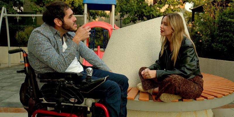 Mauricio Riffo, alias Teniente Dan, y Pía Pérez en Incluidos / 13C