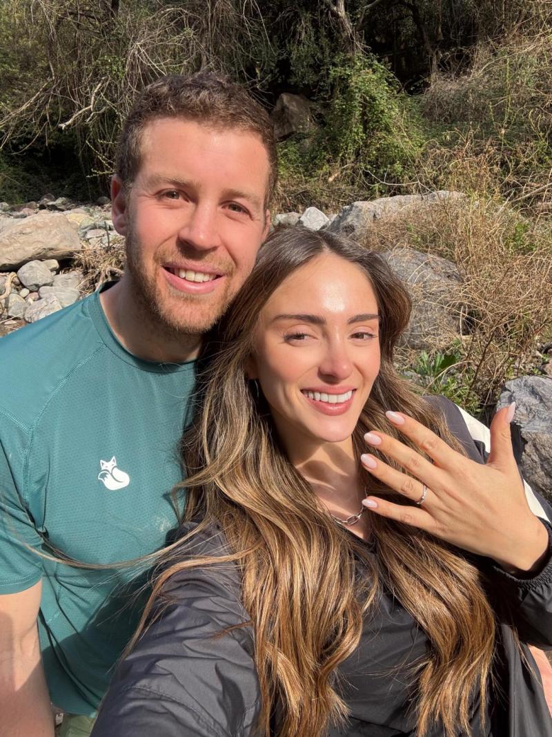 Hermano de Cata Vallejos le pidió matrimonio a la hermana menor de Coni Piccoli | Crédito: Instagram Romi Piccoli