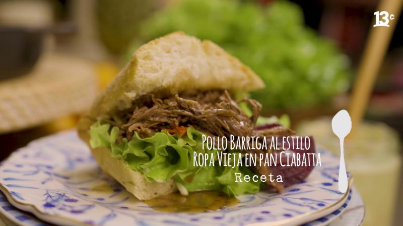 Pollo barriga al estilo ropa vieja en pan ciabatta / 13C