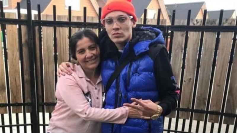 Marcianeke y su mamá - Redes sociales