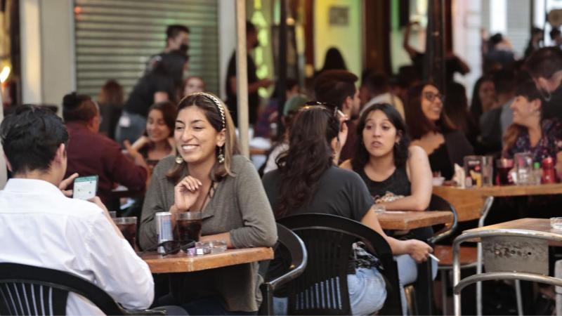 Pubs sí pueden funcionar durante Fiestas Patrias - Créditos: Agencia Uno