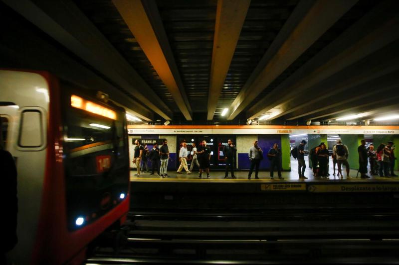 Agencia UNO - Transporte público en Fiestas Patrias