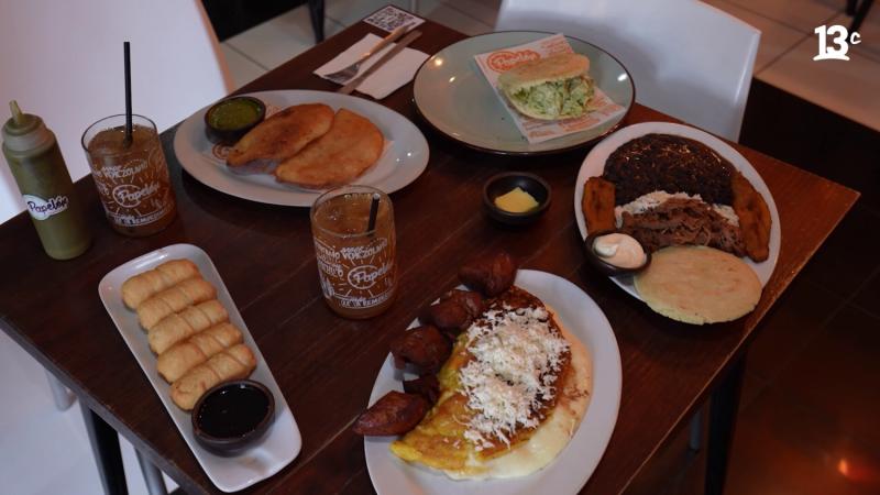 Desayuno venezolano de Papelón Sabroso / 13C
